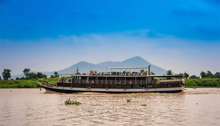 Toum Tiou Cruise II
