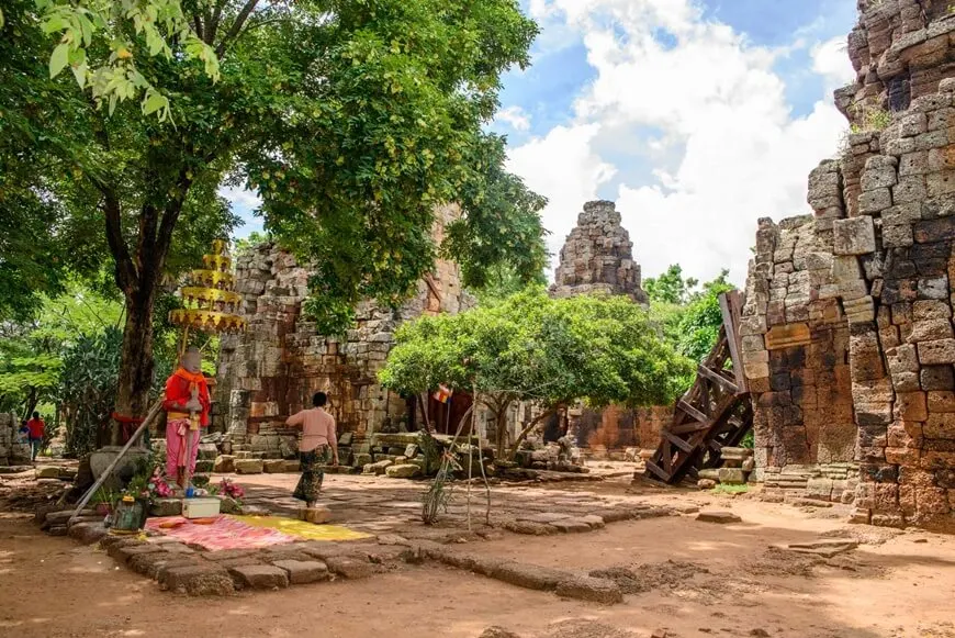 CAMBODIA AT A GLANCE 8 DAYS
